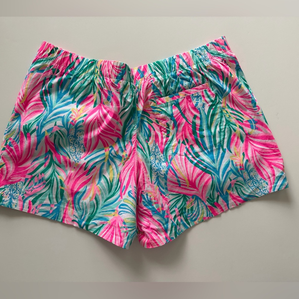 Lilly Pulitzer ocean short size M - Picture 5 of 6